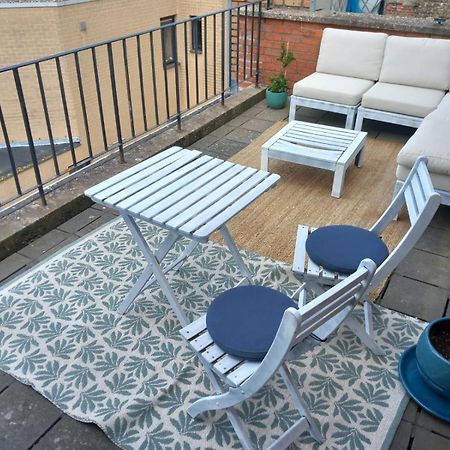 Gezellig Centraal Gelegen Penthouse Oostende Apartman Kültér fotó