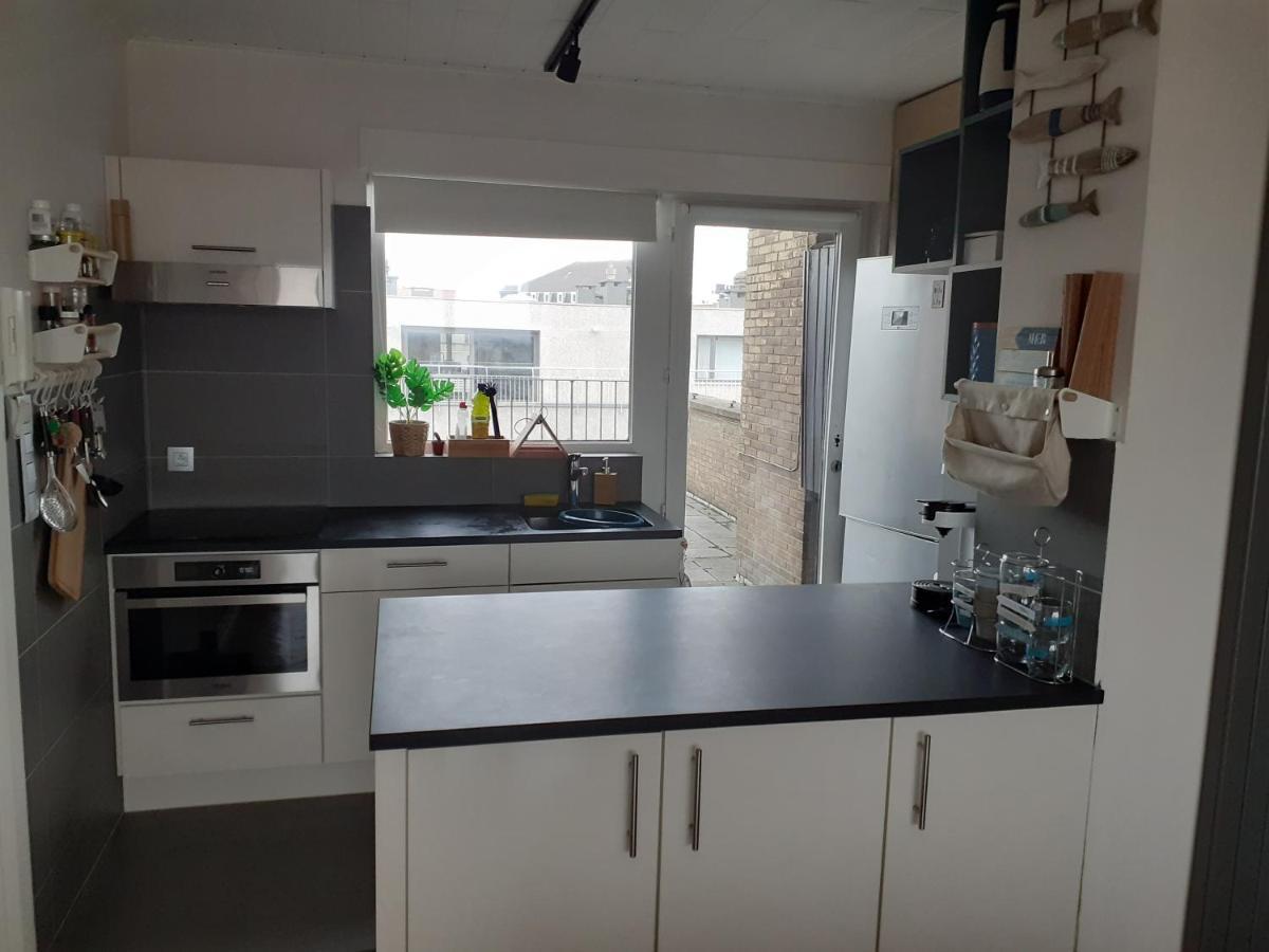 Gezellig Centraal Gelegen Penthouse Oostende Apartman Kültér fotó