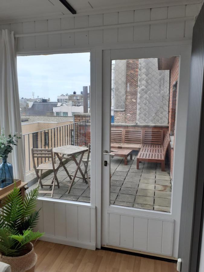Gezellig Centraal Gelegen Penthouse Oostende Apartman Kültér fotó